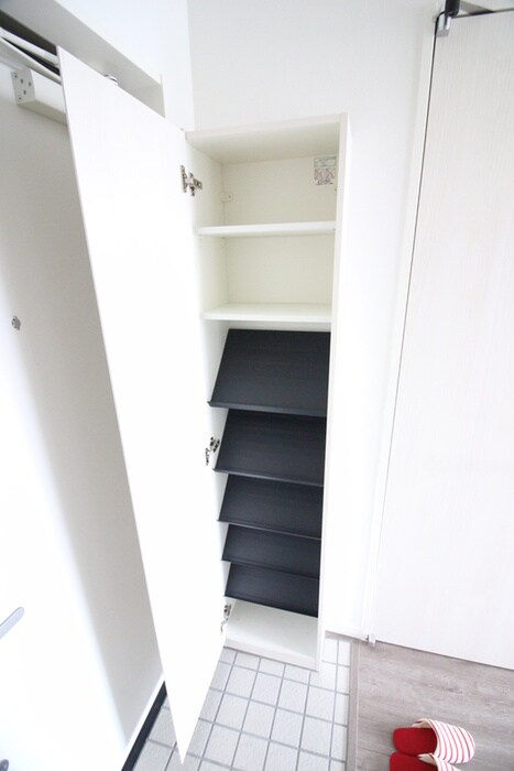 物件内観写真17　(靴箱)