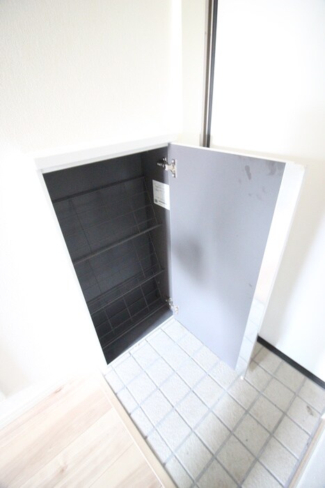 物件内観写真18　(靴箱)