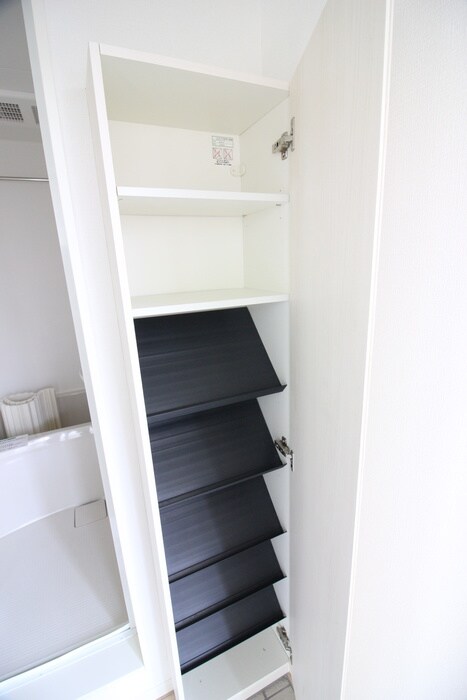 物件内観写真19　(靴箱)