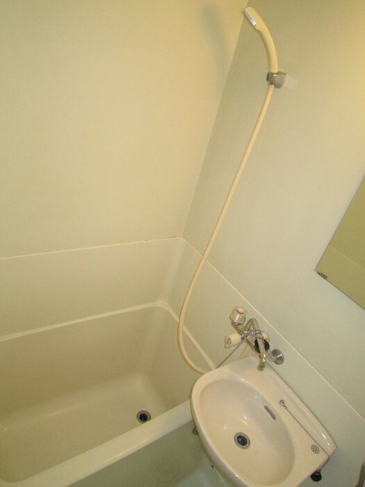 物件内観写真10　(バス／シャワールーム等)