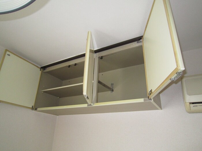 物件内観写真11　(収納)