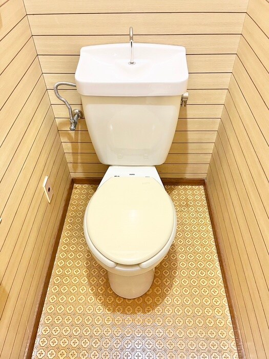 物件内観写真9　(トイレ)