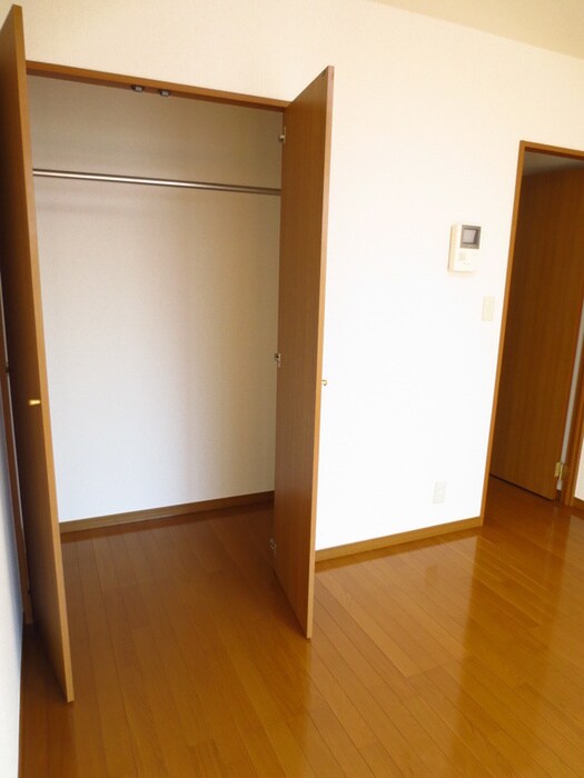 物件内観写真10　(収納)