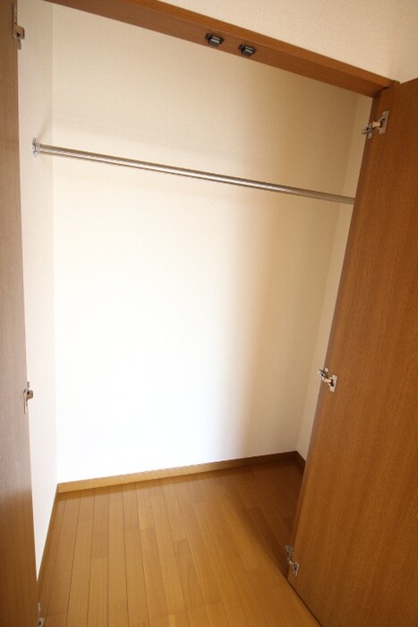 物件内観写真11　(収納)