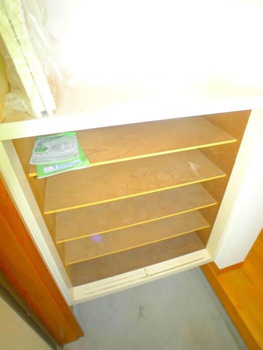 物件内観写真17　(靴箱)
