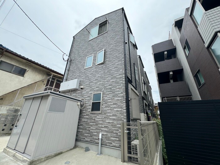 物件外観写真2　(外観写真)