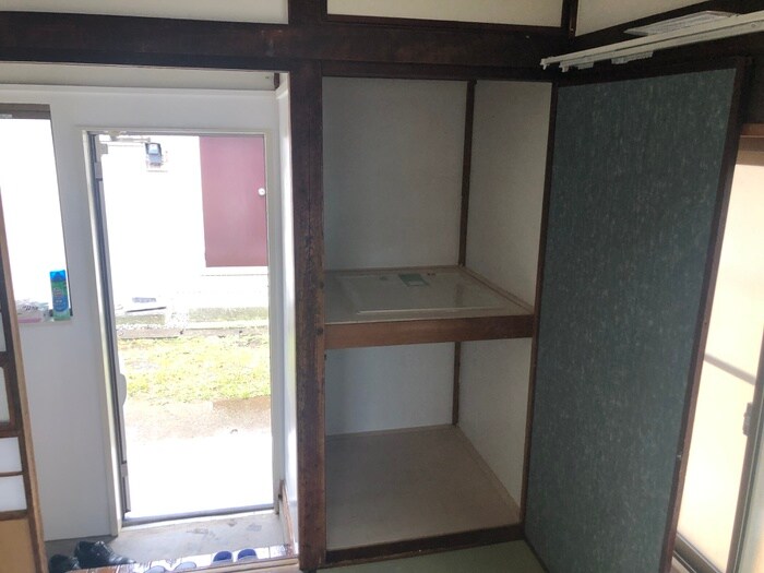 物件内観写真16　(収納)