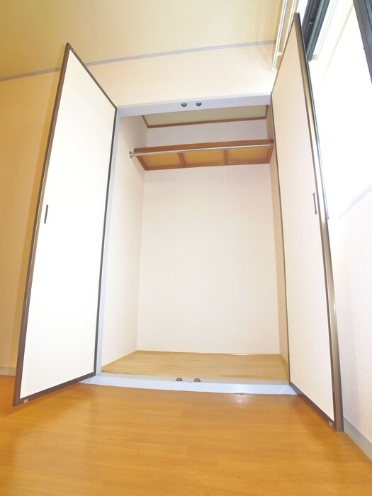 物件内観写真14　(収納)