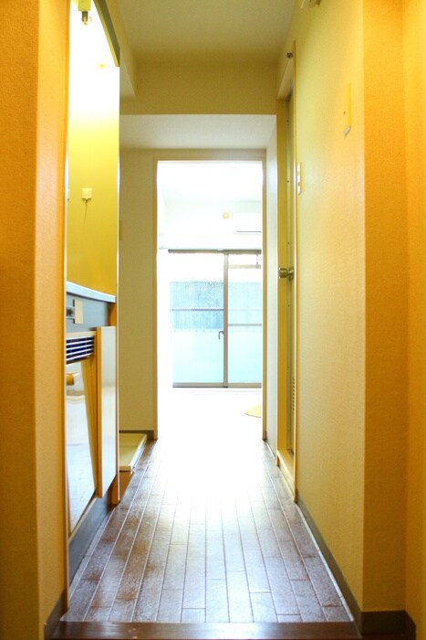 物件内観写真10　(廊下)