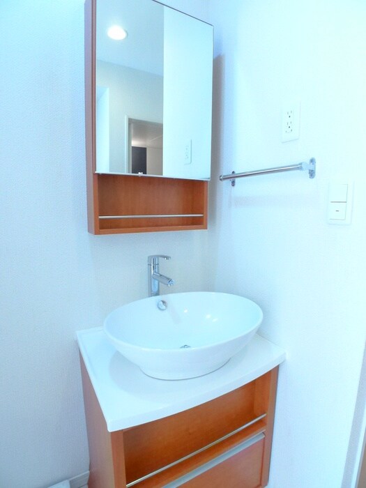 物件内観写真13　(洗面)