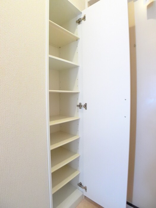 物件内観写真18　(靴箱)