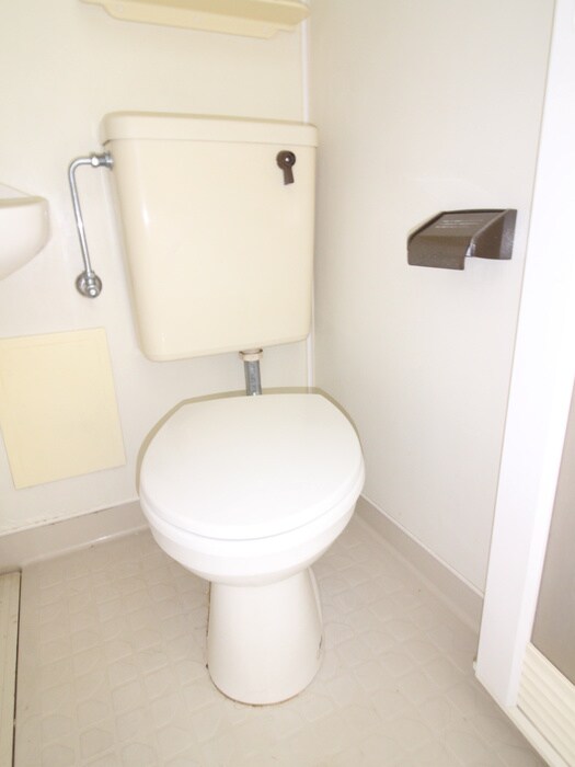 物件内観写真11　(トイレ)