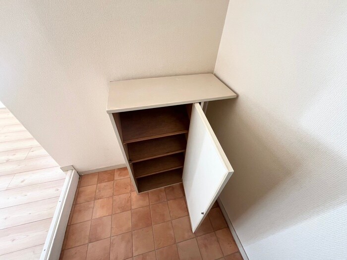 物件内観写真13　(靴箱)