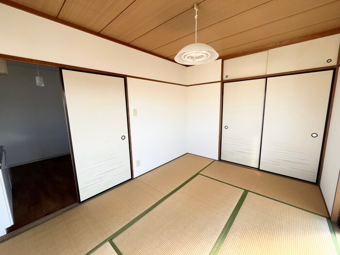 物件内観写真14　(居室)