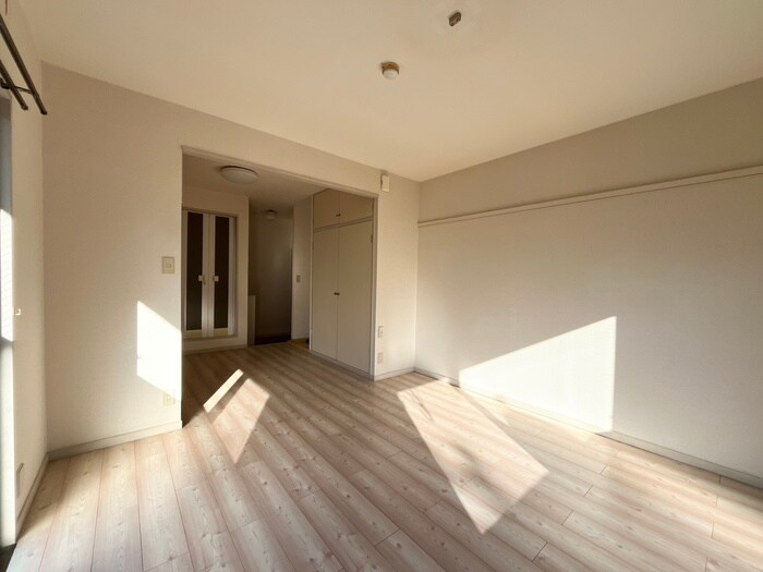 物件内観写真15　(居室)