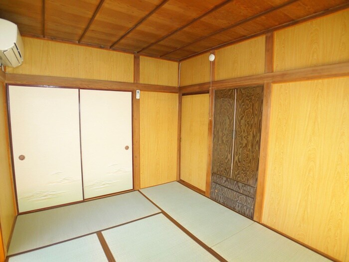 物件内観写真12　(居室)