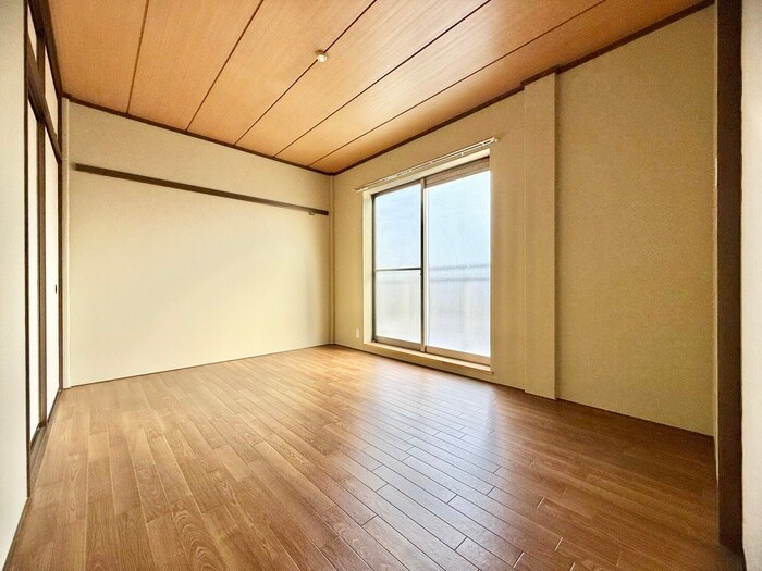 物件内観写真11　(居室)