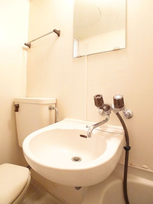 物件内観写真12　(洗面)