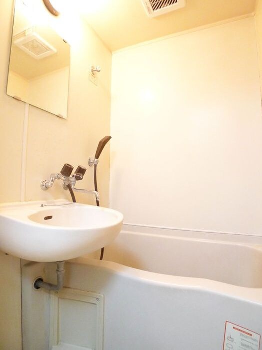 物件内観写真13　(バス／シャワールーム等)