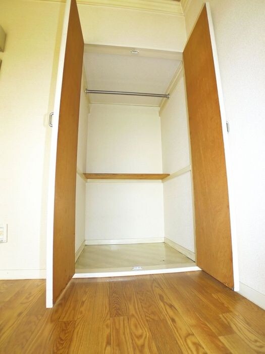 物件内観写真15　(収納)