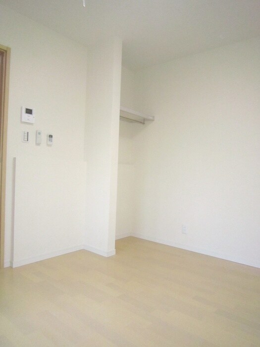 物件内観写真16　(居室)