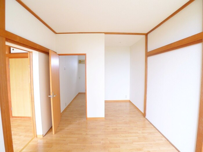 物件内観写真7　(居室)