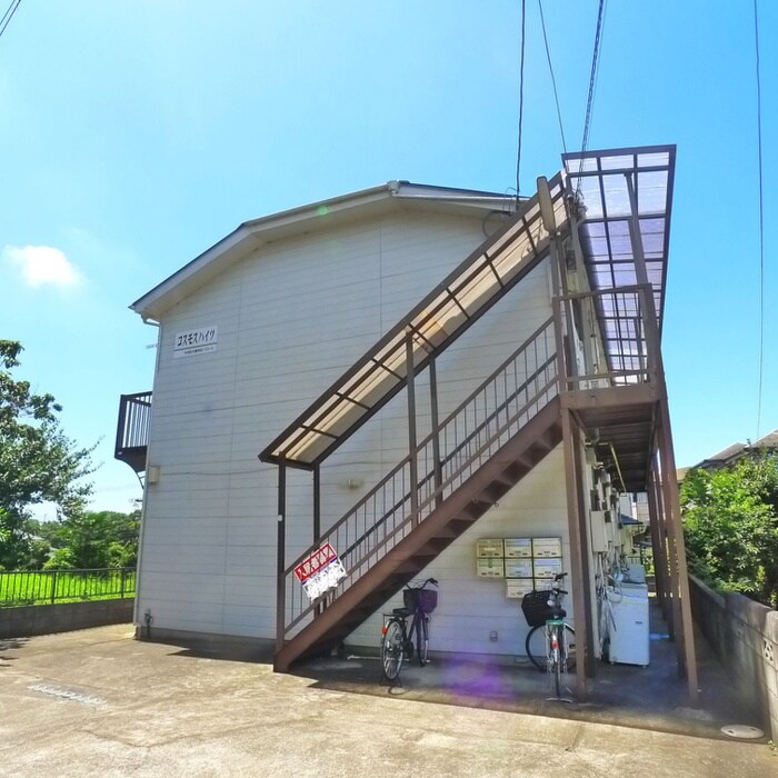 物件外観写真3　(エントランス部分)