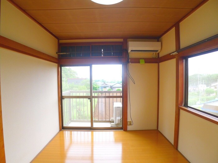 物件内観写真10　(居室)