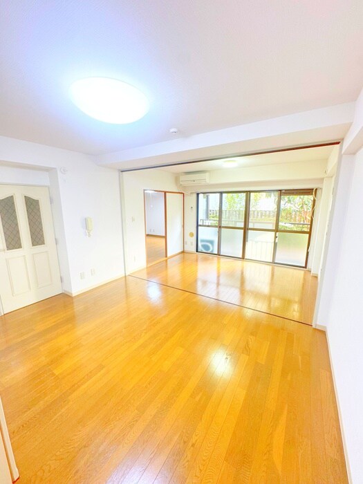 物件内観写真8　(居室)