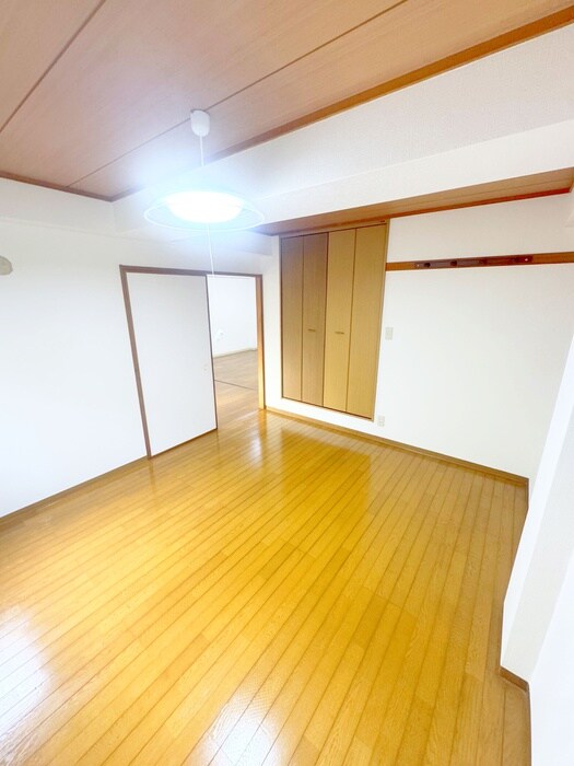 物件内観写真11　(居室)