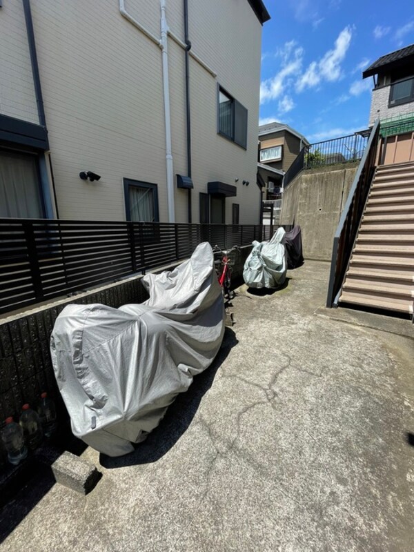バイク置き場