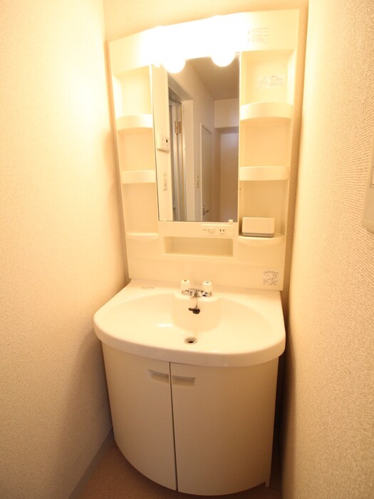 物件内観写真16　(洗面)