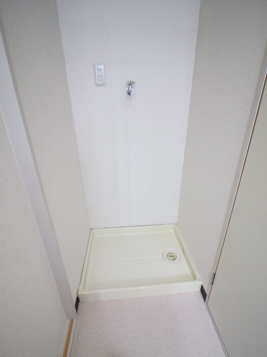 物件内観写真20　(洗濯機置場)