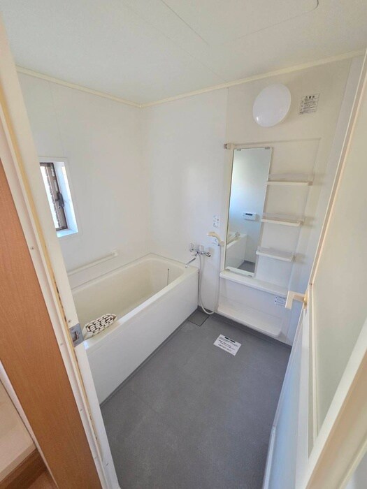 物件内観写真12　(バス／シャワールーム等)