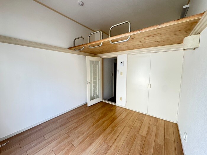 物件内観写真8　(居室)