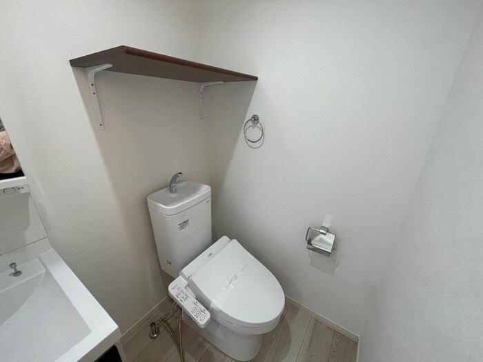 物件内観写真12　(トイレ)
