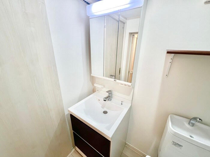 物件内観写真13　(洗面)
