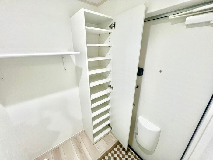 物件内観写真14　(靴箱)