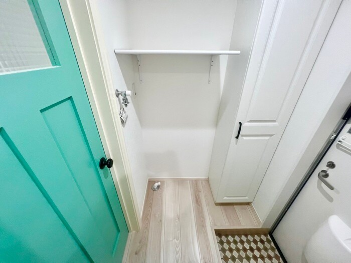 物件内観写真18　(洗濯機置場)