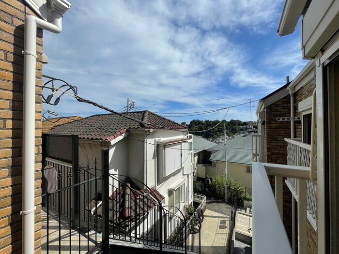 物件内観写真20　(室内からの展望)