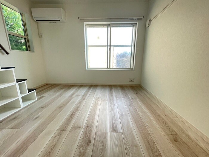 物件内観写真21　(居室)