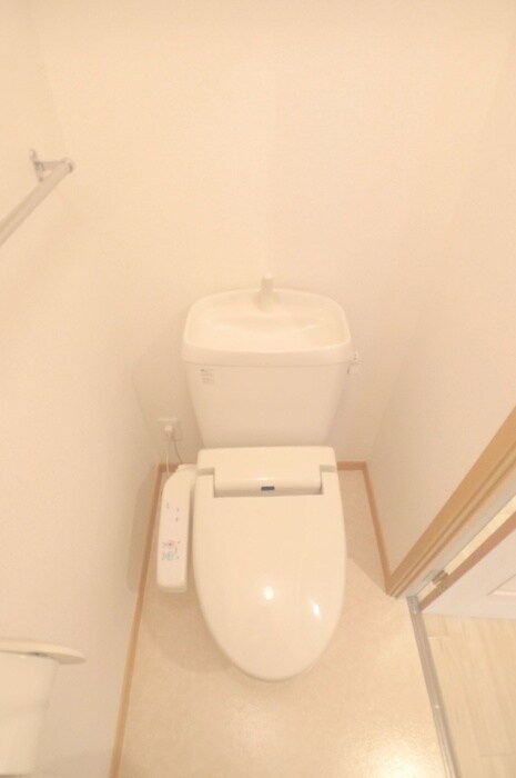 物件内観写真10　(トイレ)