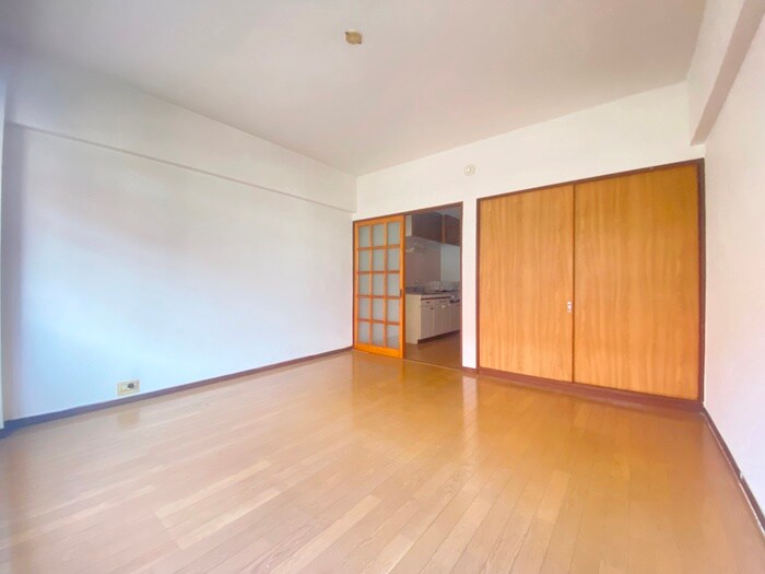 物件内観写真10　(収納)