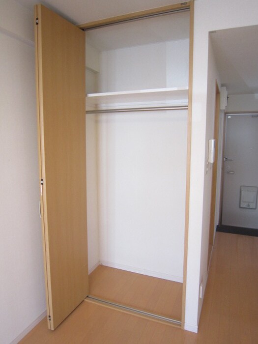 物件内観写真11　(収納)