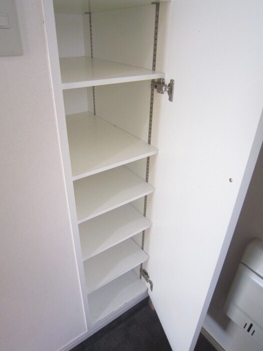 物件内観写真15　(靴箱)