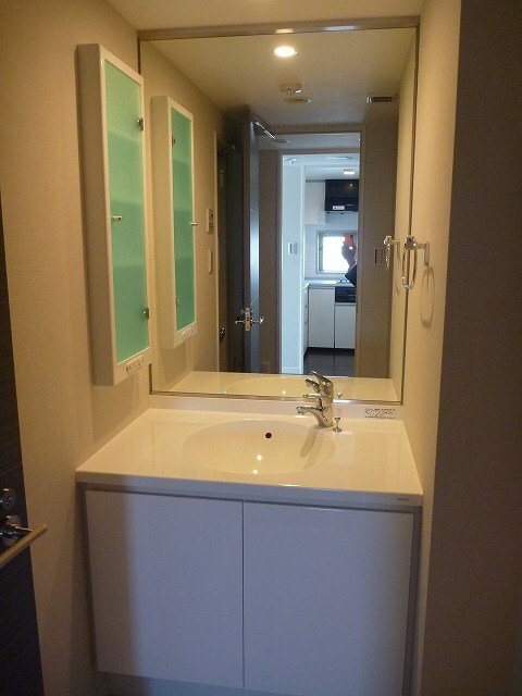 物件内観写真7　(洗面)