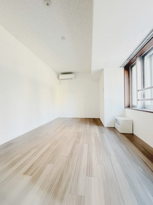 ｺﾝﾌｫﾘｱ･ﾘｳﾞ森下MUTIOの居室