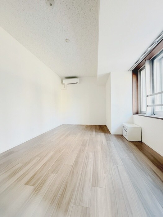 ｺﾝﾌｫﾘｱ･ﾘｳﾞ森下MUTIOの居室