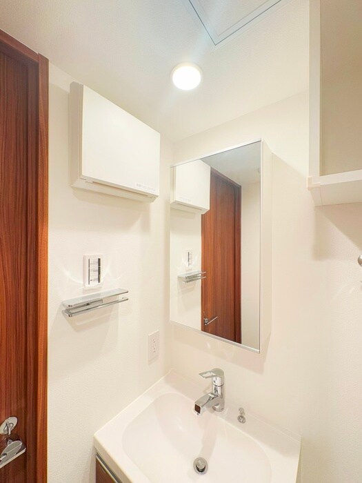 物件内観写真12　(洗面)