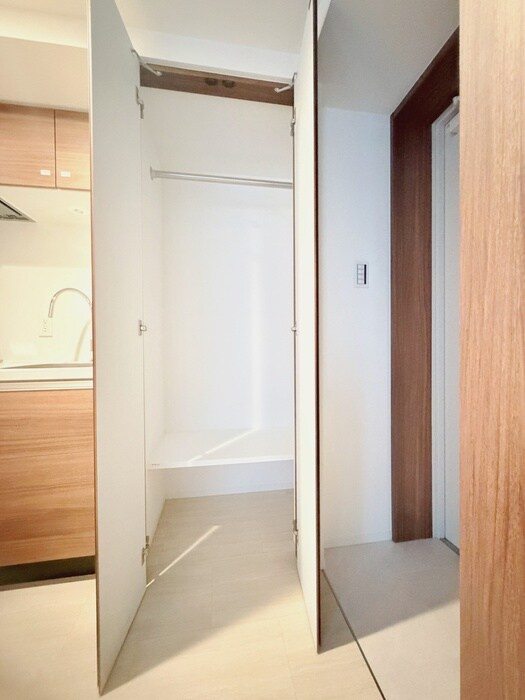 物件内観写真13　(収納)